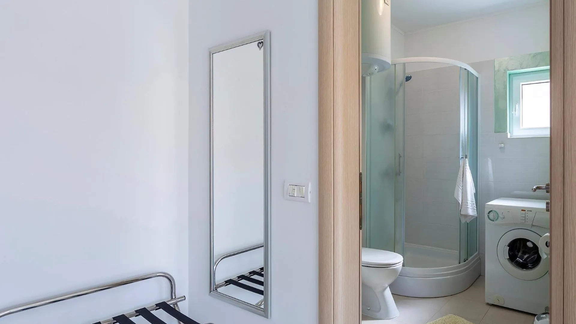 Apartments Tonka Near Beach And Sea Pula Kroatien