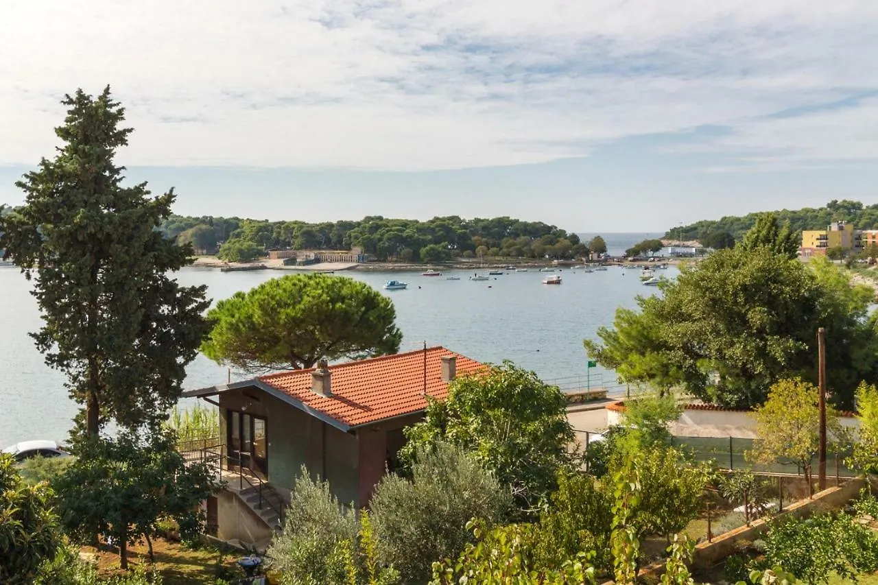 Apartments Tonka Near Beach And Sea Pula Kroatien